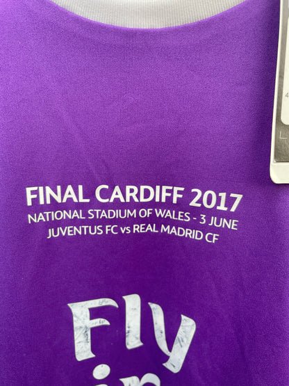 Real Madrid away 2016/17 - Asensio