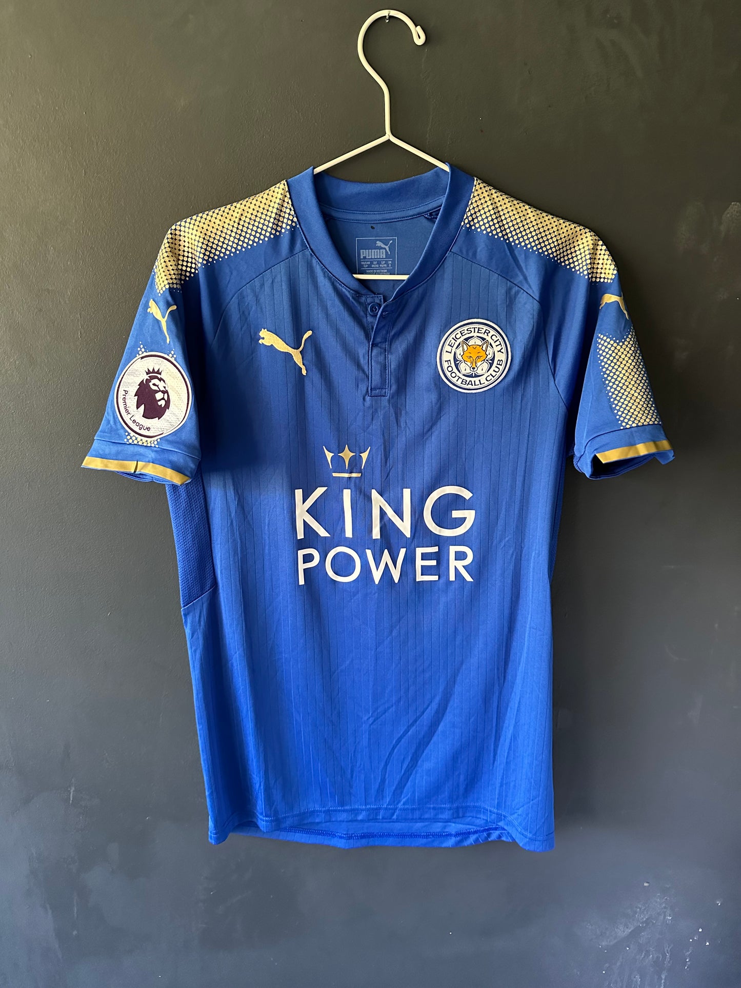 Leicester home 2017/18 - Vardy