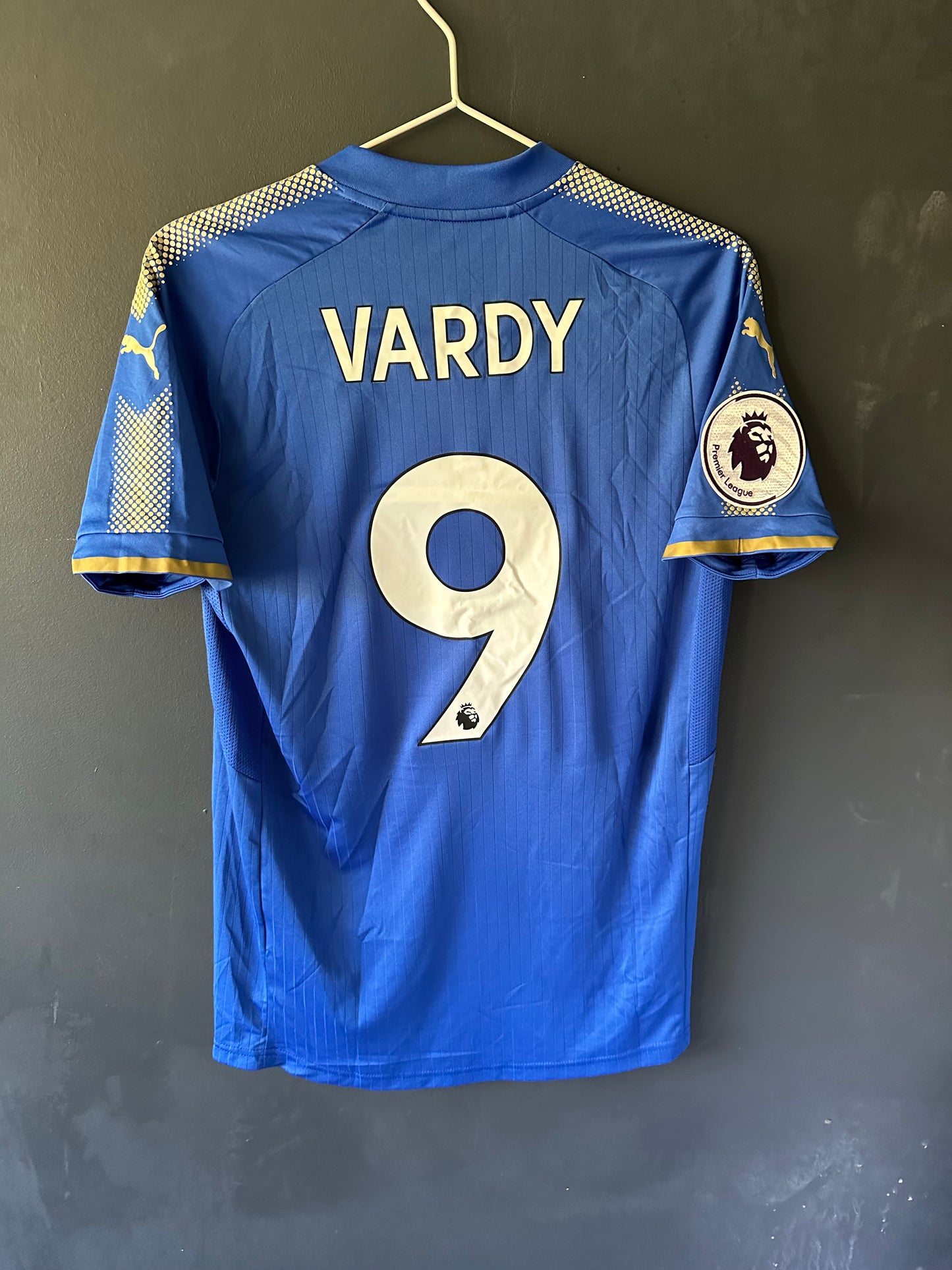 Leicester home 2017/18 - Vardy