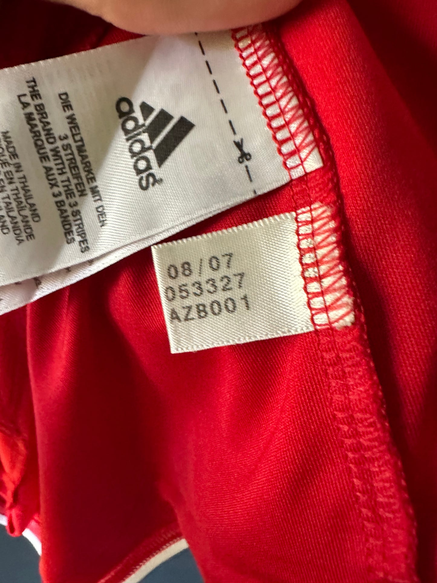 Liverpool home 2006/08 - gerrard