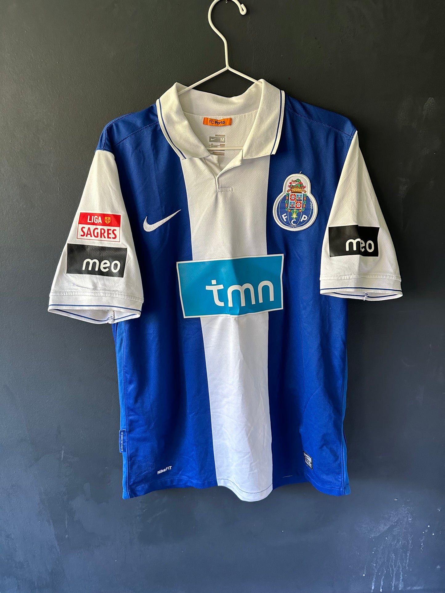 Porto home 2009/10 - Falcao