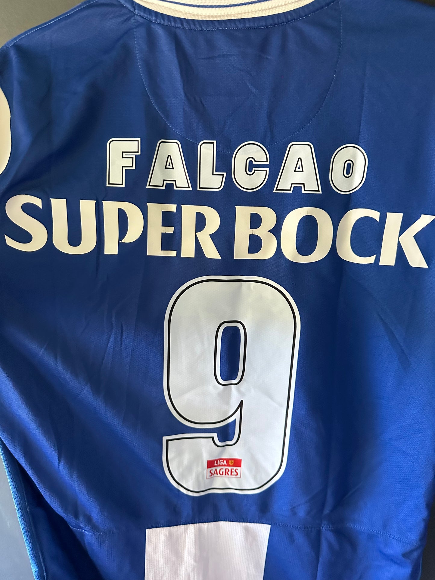 Porto home 2009/10 - Falcao