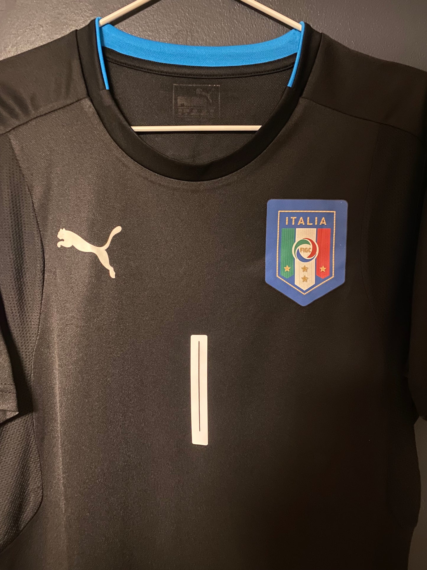Italy 2016/17 - Buffon
