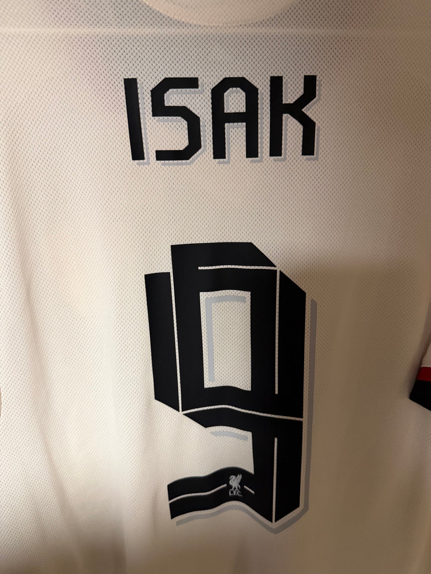 Liverpool away 2025/26 - Isak(player edition)