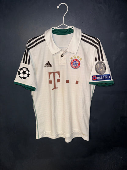 Bayern München away 2013/14 - Kroos