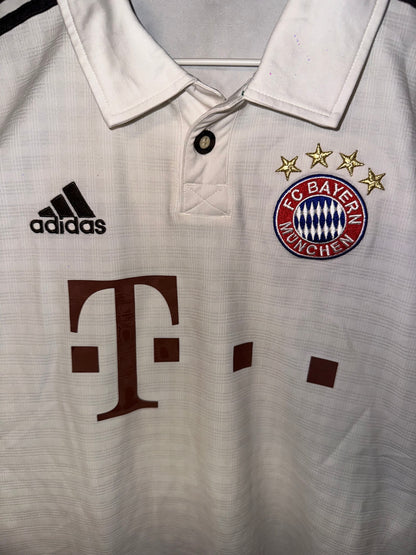 Bayern München away 2013/14 - Kroos