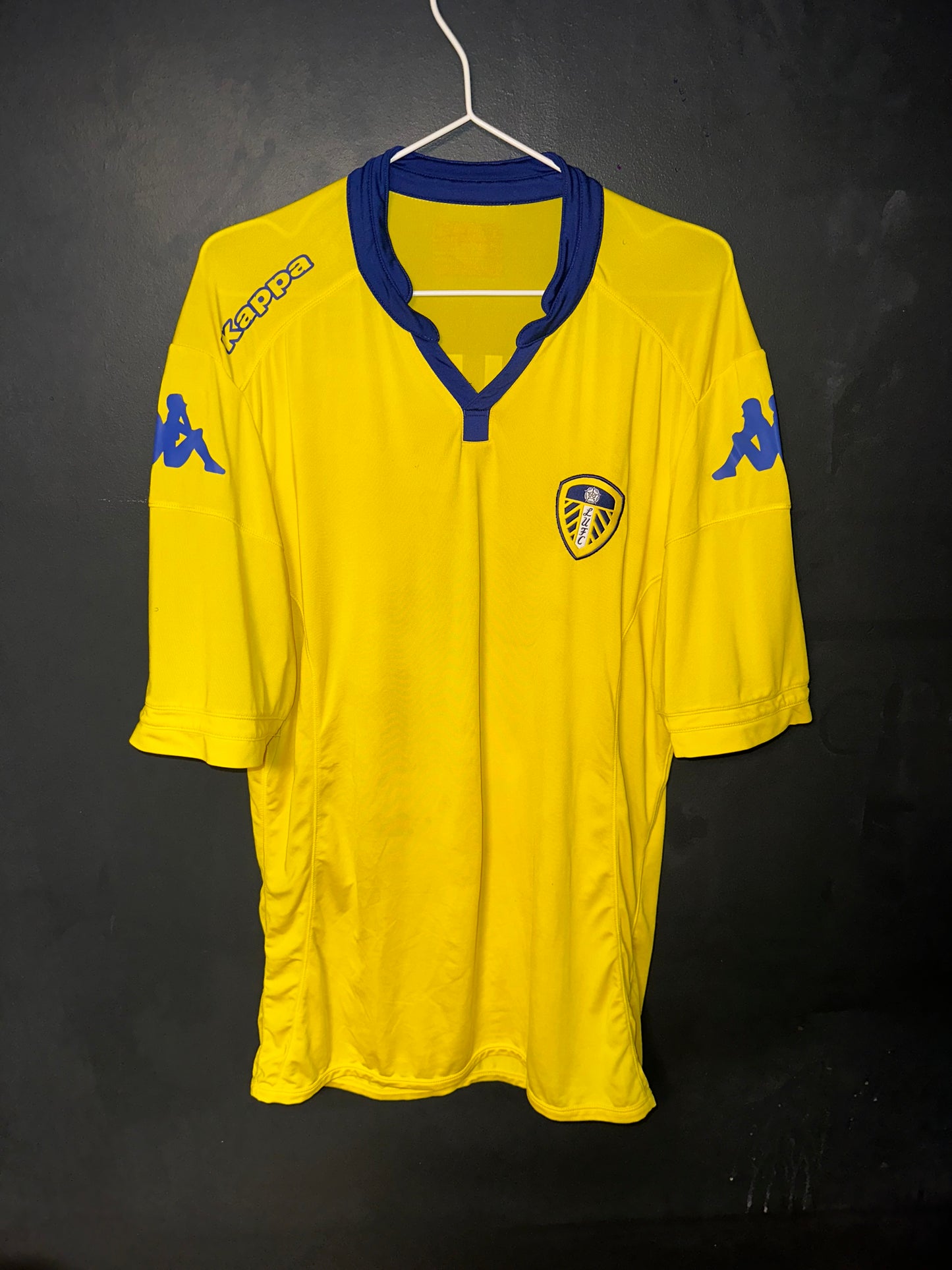 Leeds home 2015/16 - Phillips
